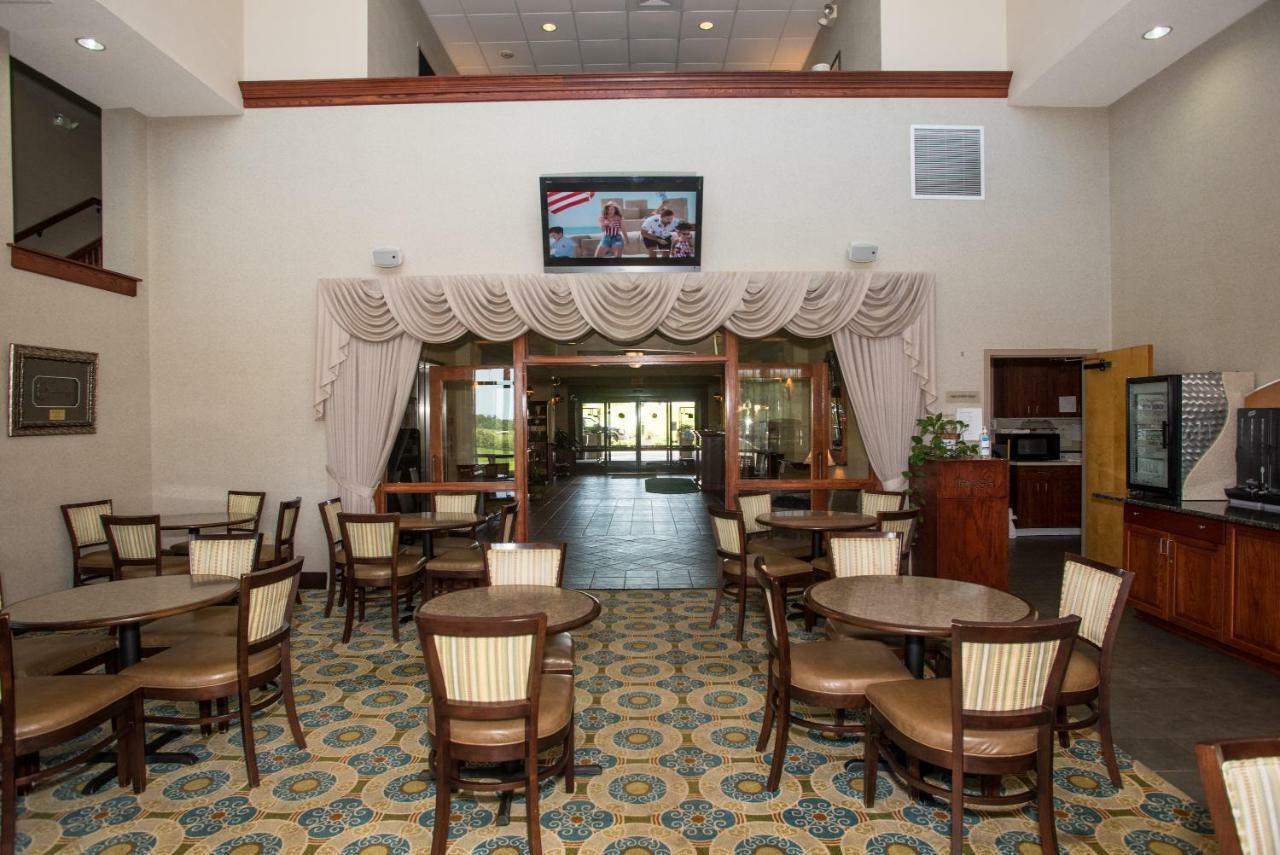 Round Hill Inn Orange Exterior foto